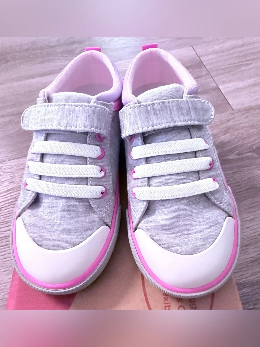 See Kai Run Kristin sneakers